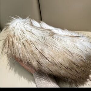 Faux Fur headband with elastic White and Brown